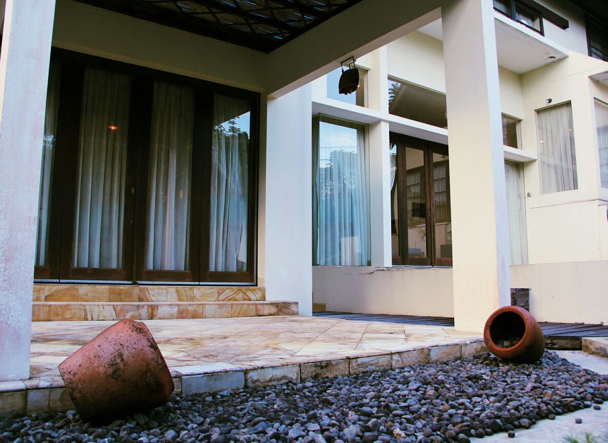 Slide Image